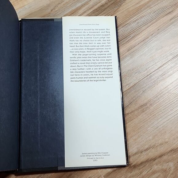🔺️The Client by John Grisham Hardcover - Picture 3 of 5